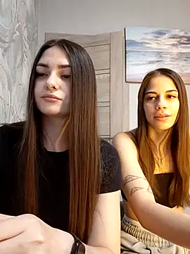 Snapshot of ShySonya chatting on February 9, 7:12 am ShySonya online show from February 9, 7:12 am