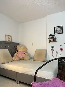 Kay LustyWife online show from March 13, 1:01 am