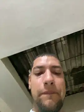 Snapshot of MrSoulMommy chatting on December 3, 5:53 am MrSoulMommy online show from December 3, 5:53 am