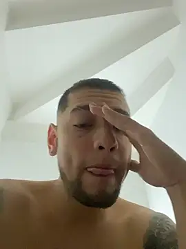 Snapshot of MrSoulMommy chatting on December 16, 5:43 pm MrSoulMommy online show from December 16, 5:43 pm