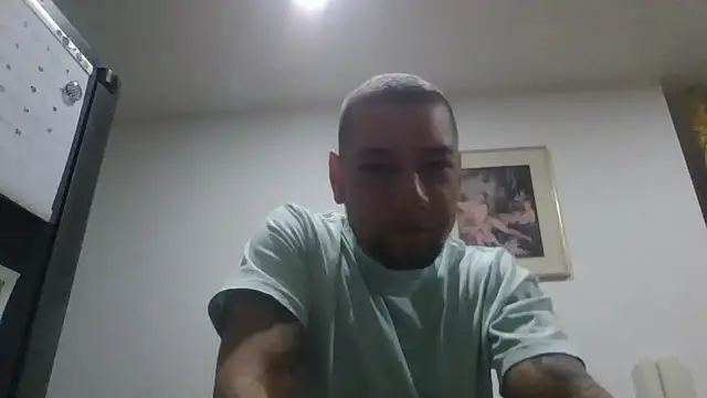 Snapshot of MrSoulMommy chatting on January 7, 9:40 am MrSoulMommy online show from January 7, 9:40 am