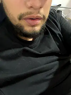 Snapshot of MrSoulMommy chatting on November 7, 8:20 pm MrSoulMommy online show from November 7, 8:20 pm