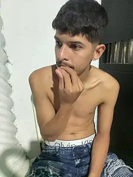 LiamGadiell online show from April 9, 2:33 am