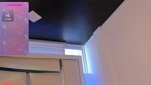 Mis  lola online show from September 25, 9:40 pm