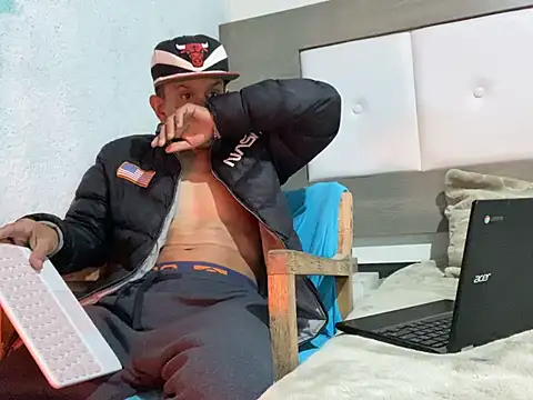 oiram27 online show from February 22, 5:23 am