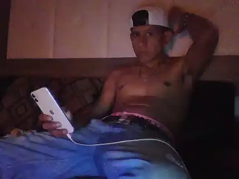 oiram27 online show from November 17, 10:10 am