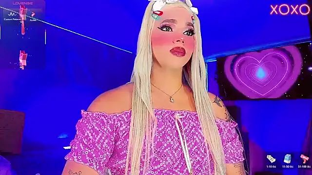 Thalia girl21 online show from July 10, 10:45 pm