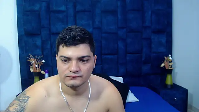 Group Lustt online show from December 21, 3:13 am