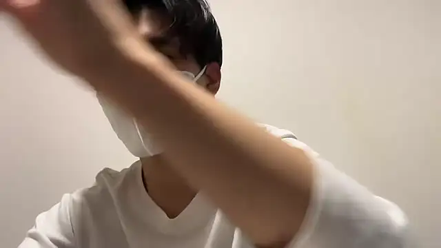 Lio kun online show from October 27, 1:04 pm