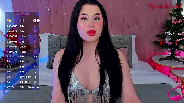 Snapshot of Mayzzie chatting on January 7, 8:22 pm Mayzzie online show from January 7, 8:22 pm