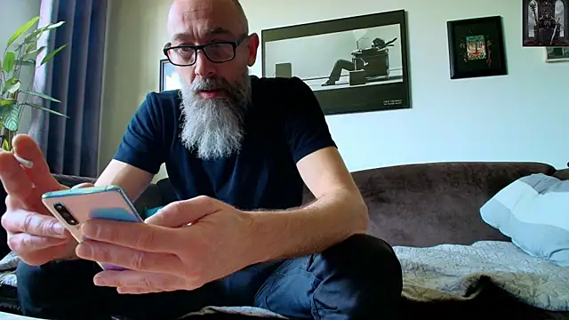 Kingsscepter online show from March 21, 2:40 pm