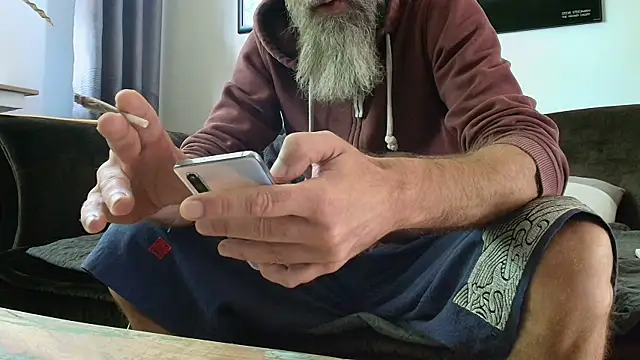 Kingsscepter online show from September 10, 11:10 am