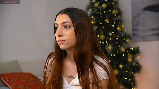 emilianorth  online show from December 20, 1:33 pm