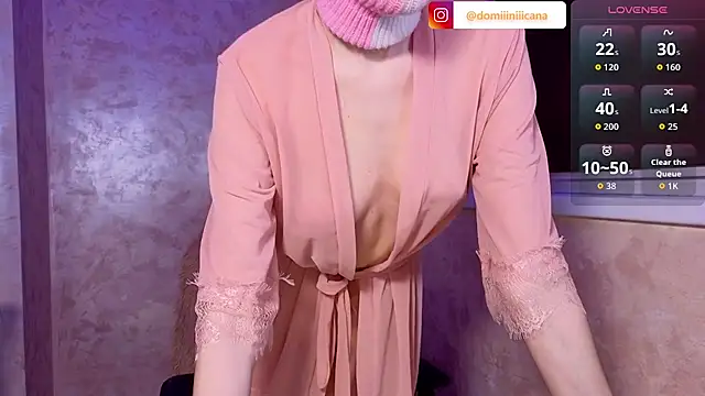 Domiiiniiicana online show from February 19, 10:50 pm