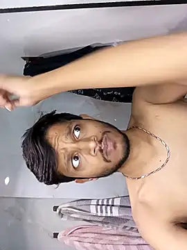 Snapshot of skinnyyyyyyyyy chatting on February 13, 3:07 am skinnyyyyyyyyy online show from February 13, 3:07 am