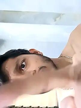 Snapshot of skinnyyyyyyyyy chatting on February 21, 3:45 am skinnyyyyyyyyy online show from February 21, 3:45 am