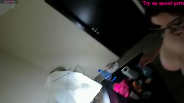 Milla Heart online show from February 3, 8:35 pm