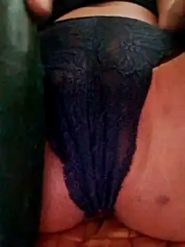 Snapshot of sandi-55 chatting on June 2, 6:04 am sandi-55 online show from June 2, 6:04 am