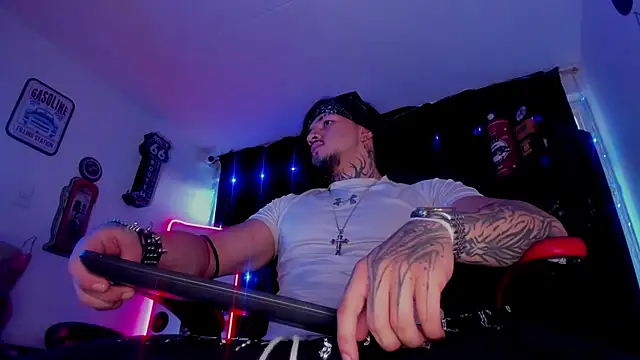 the beast master  online show from November 21, 10:19 pm