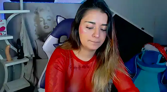 Snapshot of Samanta_james19 chatting on December 17, 5:47 pm Samanta james19 online show from December 17, 5:47 pm