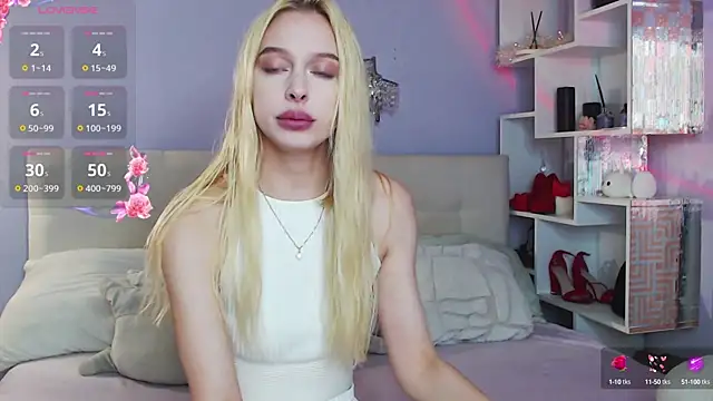 White Lioness online show from September 16, 2:51 pm