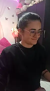 Hanna Kinsley online show from December 12, 5:20 am