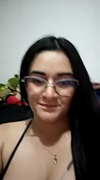 Hanna Kinsley online show from December 25, 1:31 am