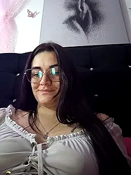 Hanna Kinsley online show from February 20, 11:21 pm