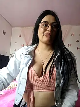 Hanna Kinsley online show from March 13, 9:05 pm