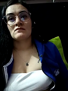 Hanna Kinsley online show from September 20, 4:35 am