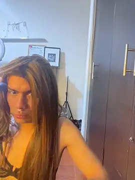 Rouse Hilton online show from October 15, 7:36 pm