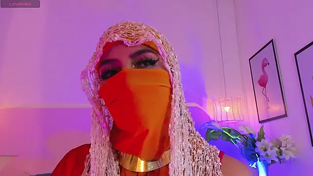 naomiii   online show from October 20, 11:54 am