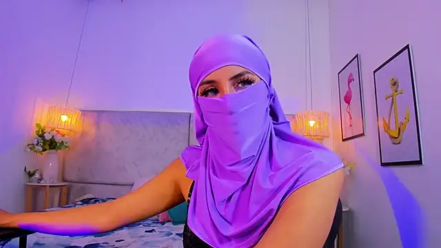 naomiii   online show from October 25, 11:51 am