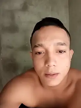 Snapshot of tayson_ chatting on January 15, 2:56 pm tayson online show from January 15, 2:56 pm