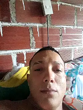 Snapshot of tayson_ chatting on January 16, 6:06 pm tayson online show from January 16, 6:06 pm