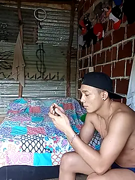 Snapshot of tayson_ chatting on January 22, 2:56 pm tayson online show from January 22, 2:56 pm