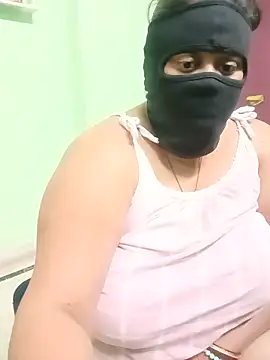 monaa online show from May 30, 7:11 pm