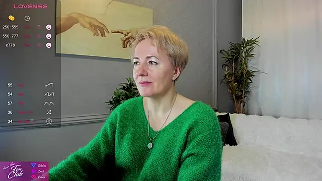 Nika Smit online show from January 31, 10:10 am