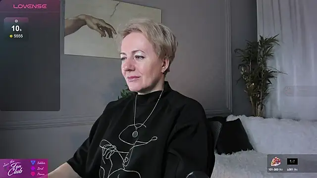 Nika Smit online show from February 1, 5:18 am