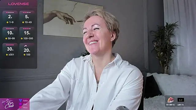 Nika Smit online show from February 1, 2:24 pm