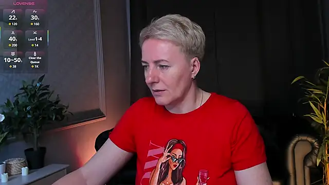 Nika Smit online show from April 25, 5:10 am