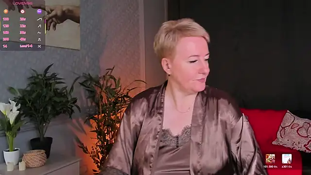 Nika Smit online show from June 14, 5:09 am