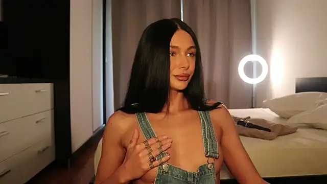 Snapshot of IvyKaelani chatting on April 30, 1:50 pm IvyKaelani online show from April 30, 1:50 pm