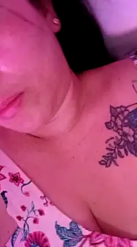 Snapshot of Domina0 chatting on March 3, 2:47 am Domina0 online show from March 3, 2:47 am