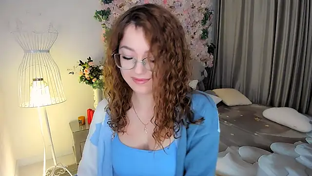 SereneFlame online show from November 29, 10:07 am