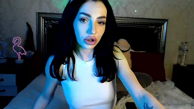 Snapshot of NancyLovee_ chatting on December 21, 1:58 am NancyLovee  online show from December 21, 1:58 am