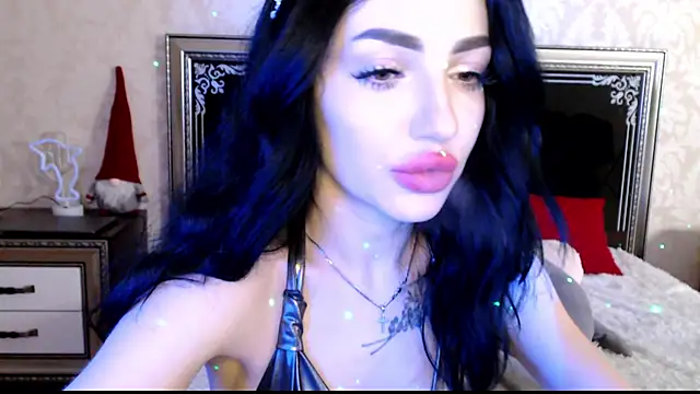 Snapshot of NancyLovee_ chatting on January 3, 6:57 pm NancyLovee  online show from January 3, 6:57 pm