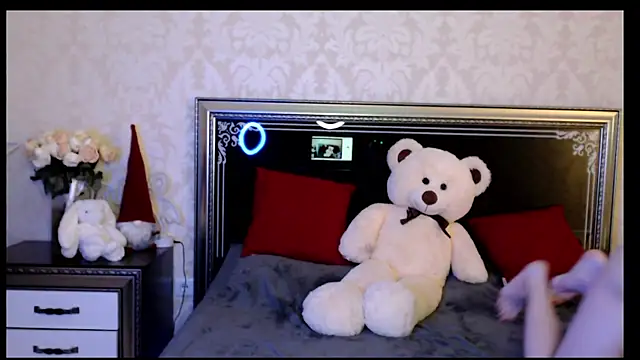 Snapshot of NancyLovee_ chatting on January 17, 11:51 pm NancyLovee  online show from January 17, 11:51 pm