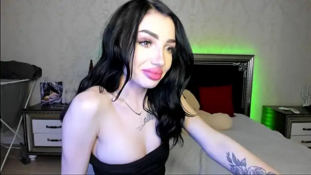 Snapshot of NancyLovee_ chatting on February 22, 5:13 pm NancyLovee  online show from February 22, 5:13 pm