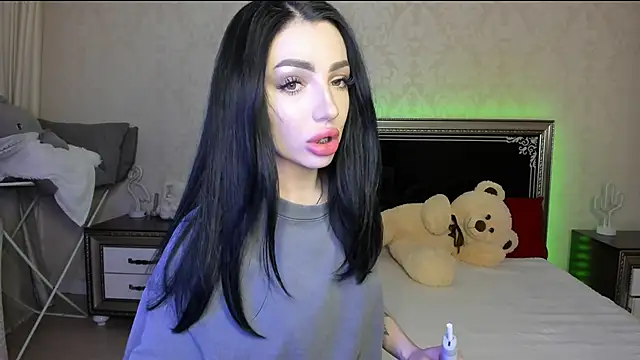 Snapshot of NancyLovee_ chatting on March 18, 8:37 pm NancyLovee  online show from March 18, 8:37 pm